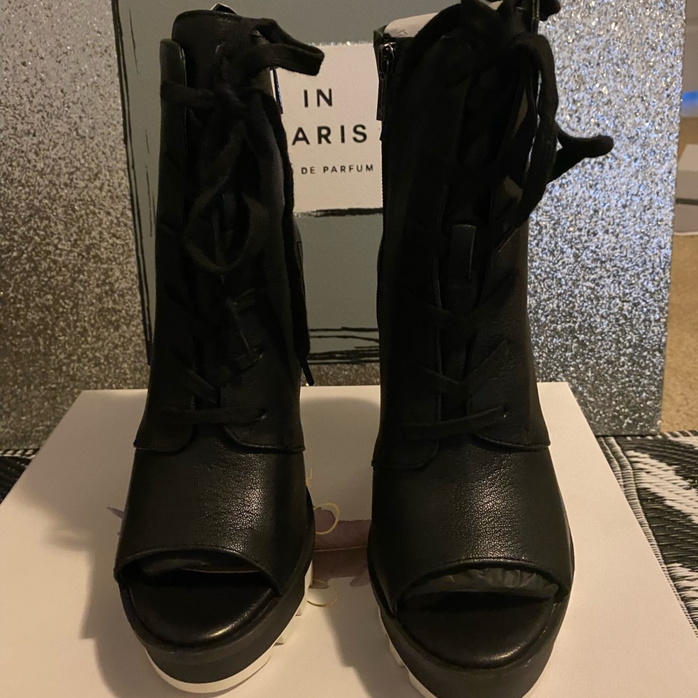Jessica Simpson Lizzah Open Toe Bootie
